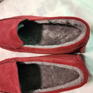 NEW REAL FUR LINED SUEDE COLEHANN SLIPPERS, SIZE 9 1/2